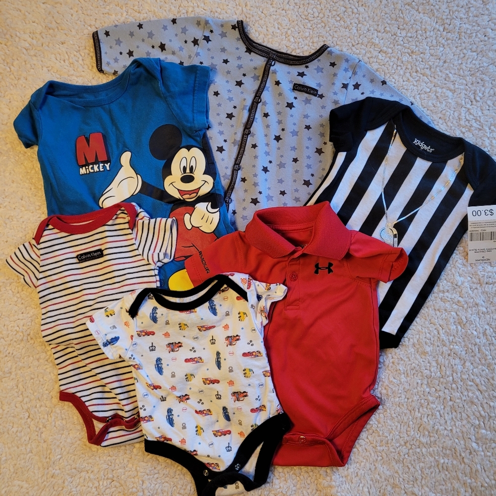 Baby boy clothes lot # 16 (0-3 months)
